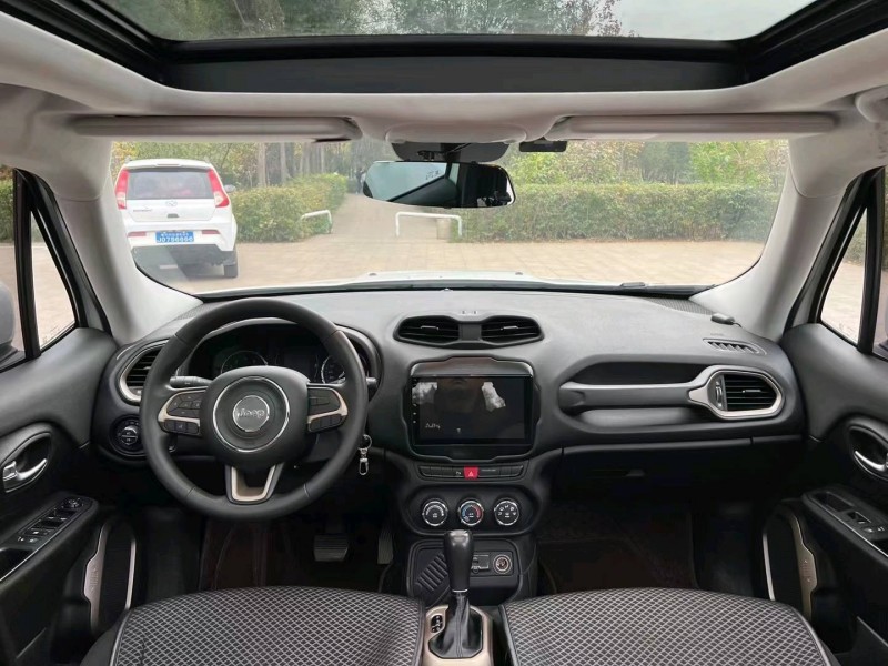 邢台18年Jeep自由侠8