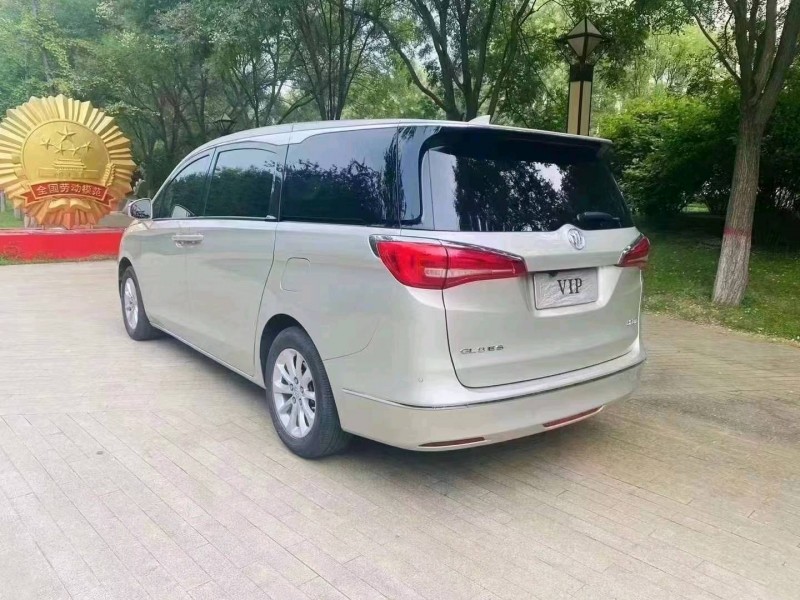 石家庄17年别克GL89