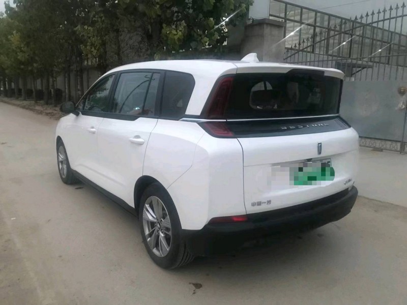 保定22年奔腾NAT7