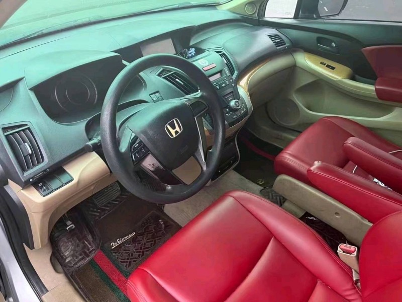 东营13年本田奥德赛8