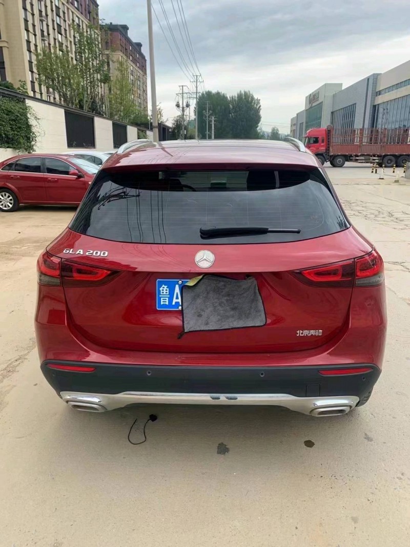 枣庄21年奔驰GLA2