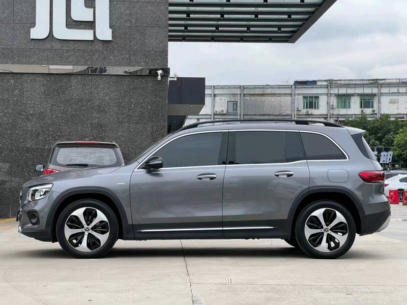 东莞20年奔驰GLB4