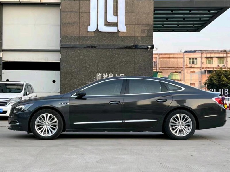 东莞17年别克君越4