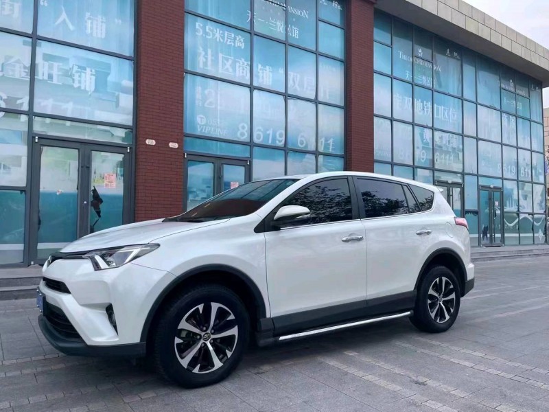 枣庄19年丰田RAV4荣放2