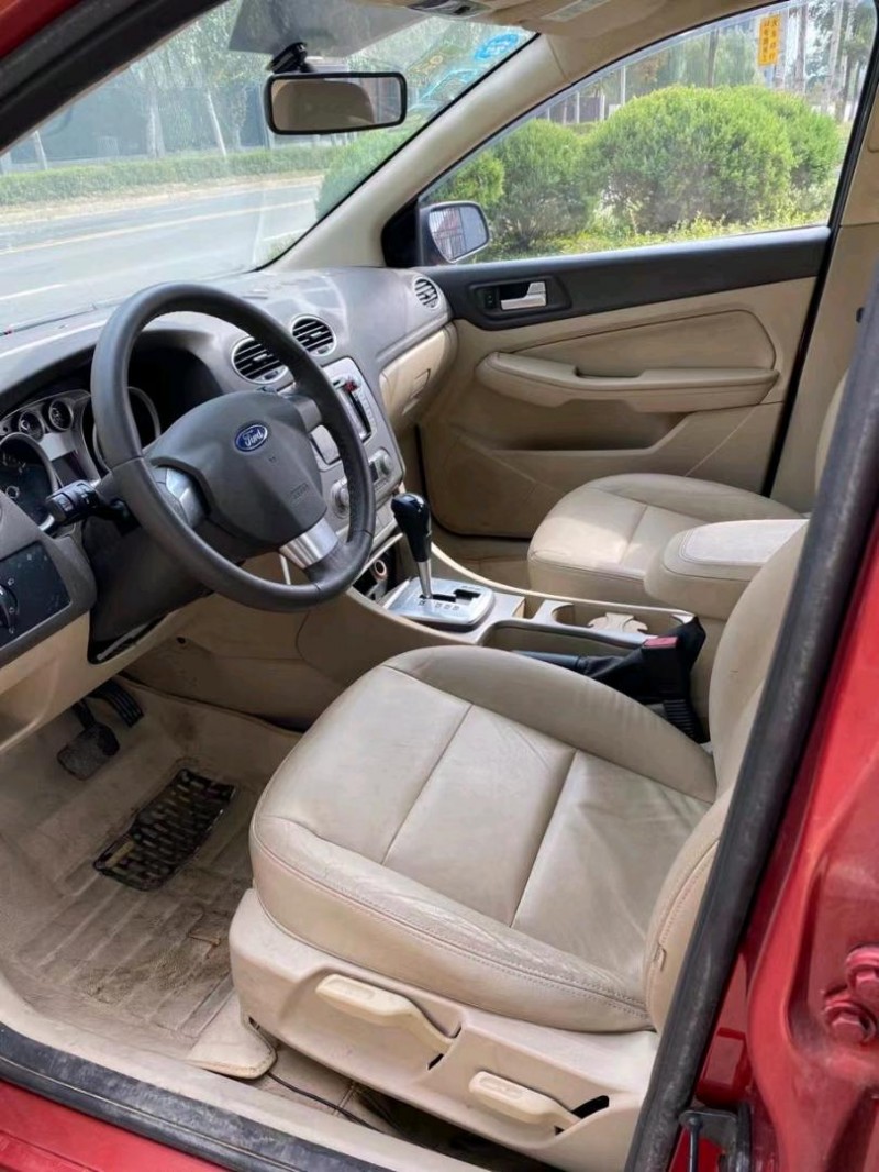 沈阳14年福特福克斯7