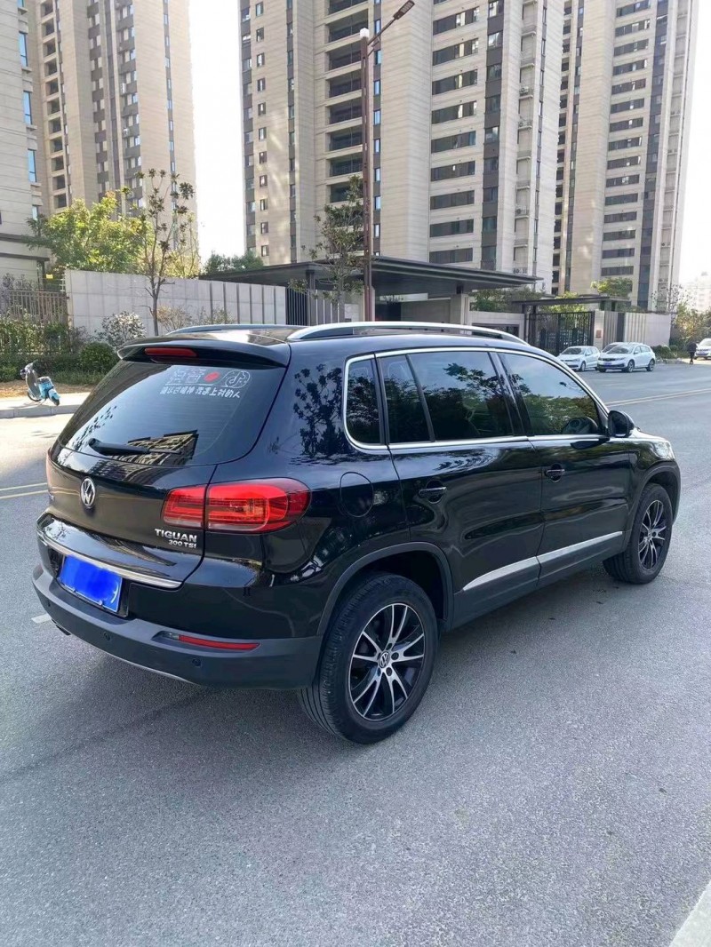 邯郸16年大众途观7