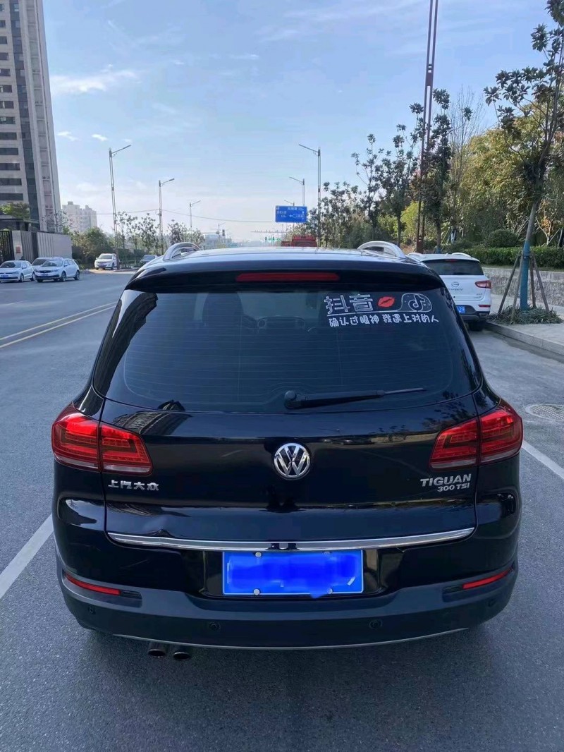 邯郸16年大众途观9