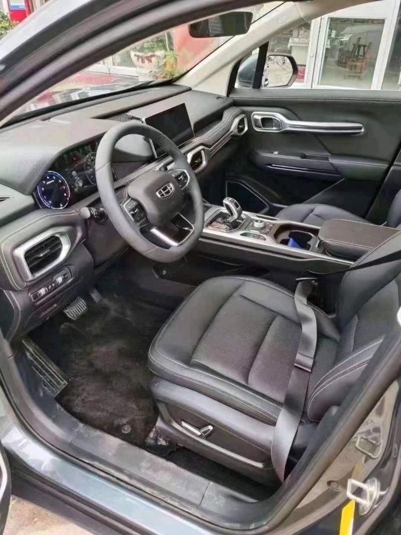 临沂22年吉利豪越4
