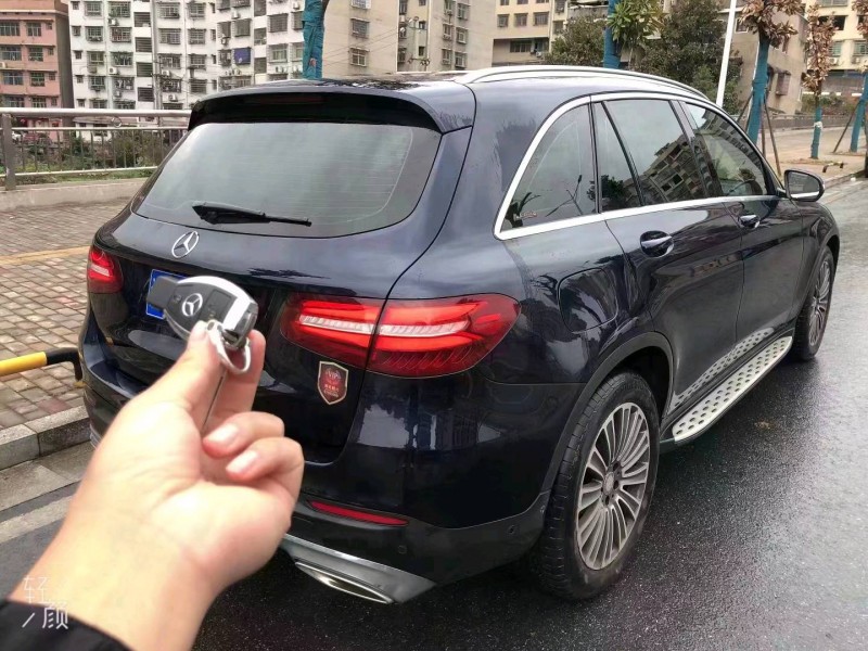 重庆17年奔驰GLC2
