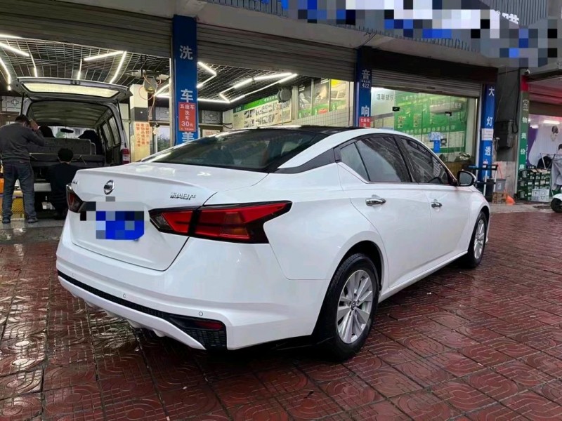 嘉興20年日產天籟7