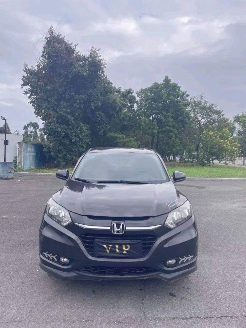 广州17年本田缤智1