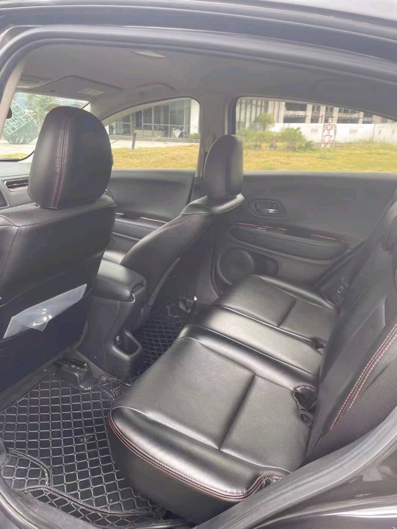 广州17年本田缤智4