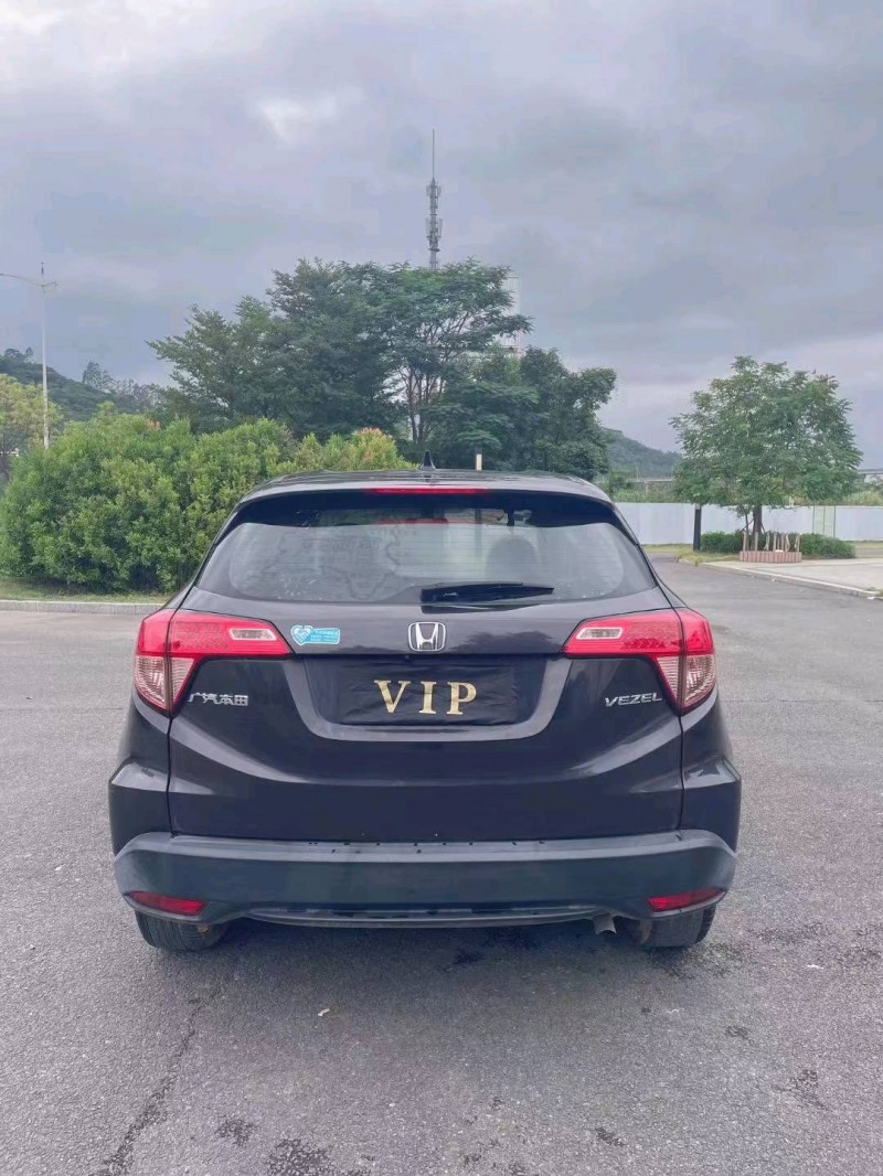 广州17年本田缤智8