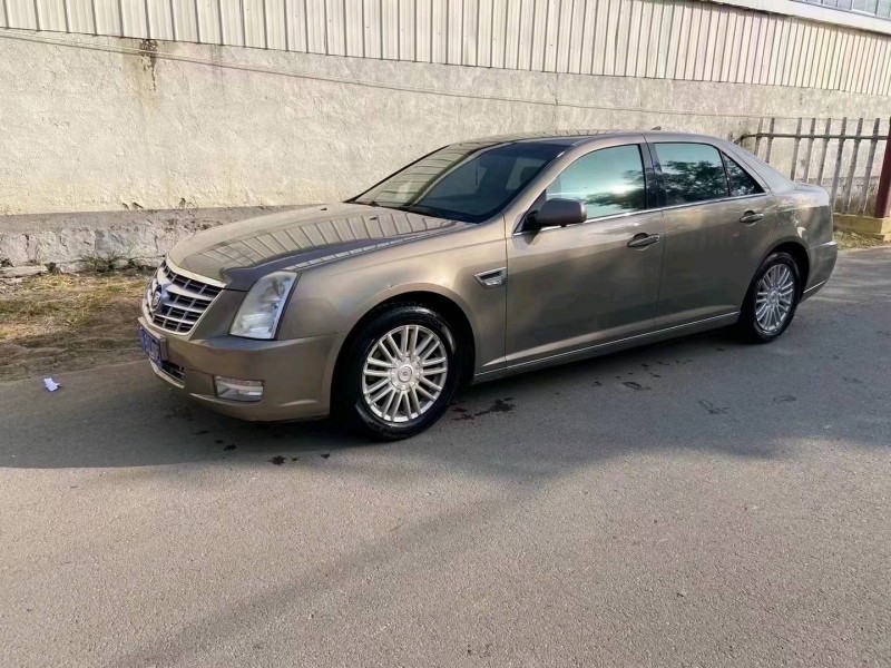 潍坊12年凯迪拉克赛威3