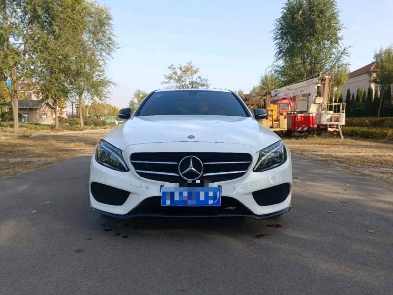 东营16年奔驰C1