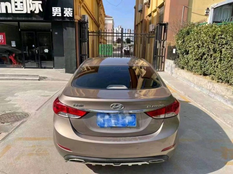 枣庄13年现代朗动6
