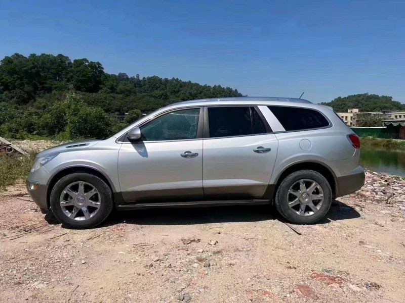 中山09年别克昂科雷3