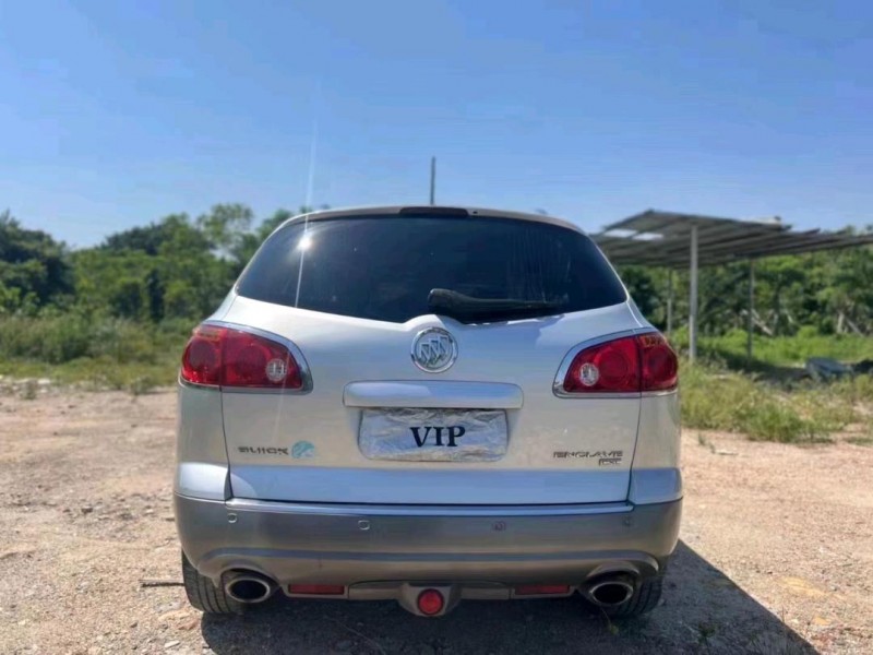 中山09年别克昂科雷4