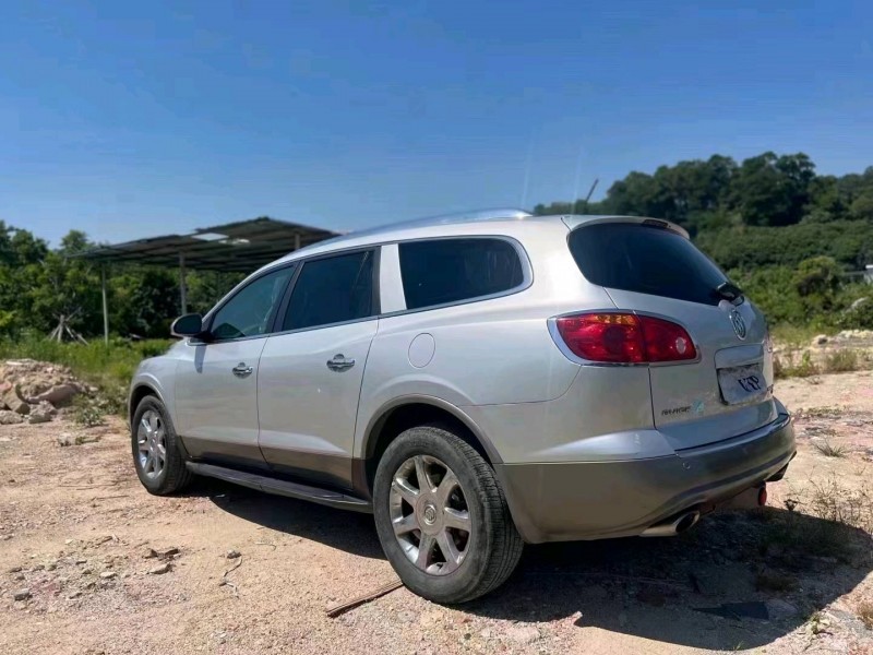 中山09年别克昂科雷8