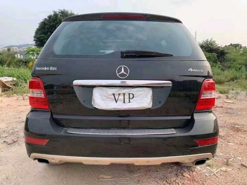 中山09年奔驰ML5