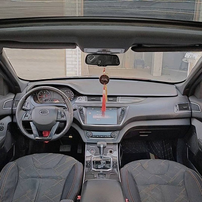 婁底15年陸風X76