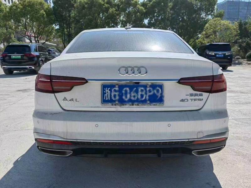 嘉興21年奧迪A4L2