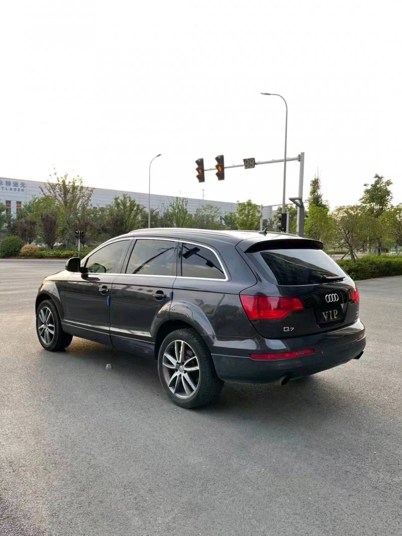 徐州11年奥迪Q77