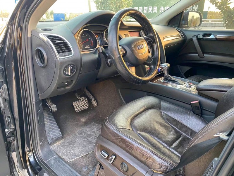 徐州12年奥迪Q75