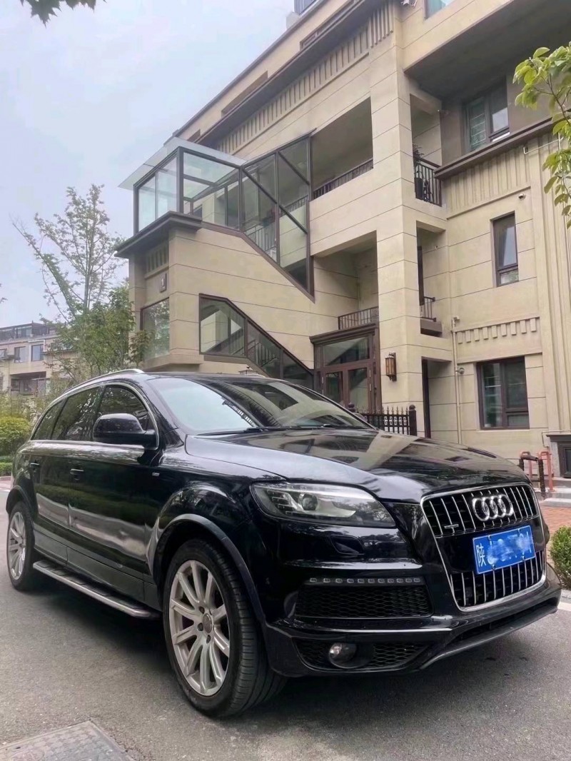青岛13年奥迪Q72