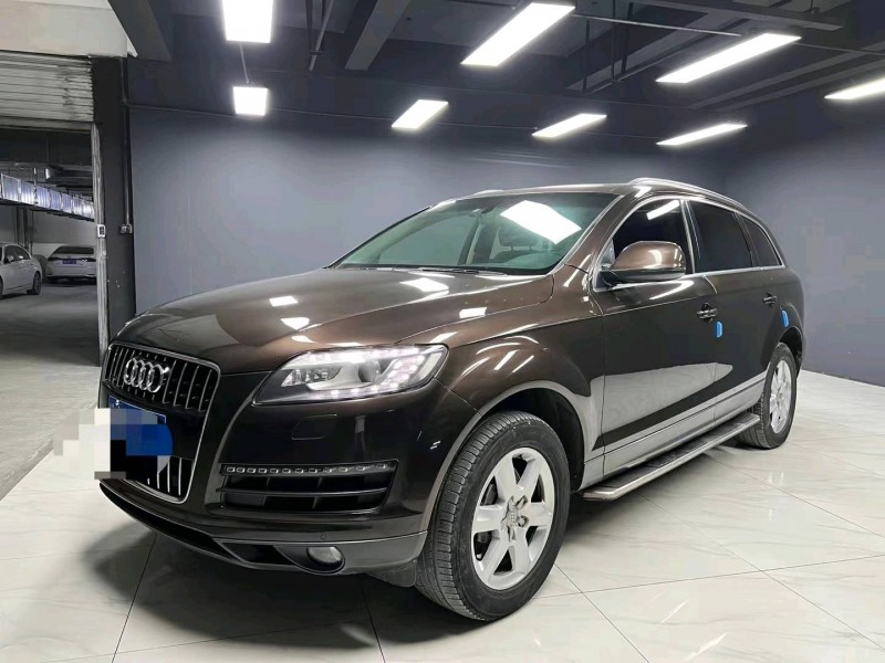 成都15年奥迪Q72