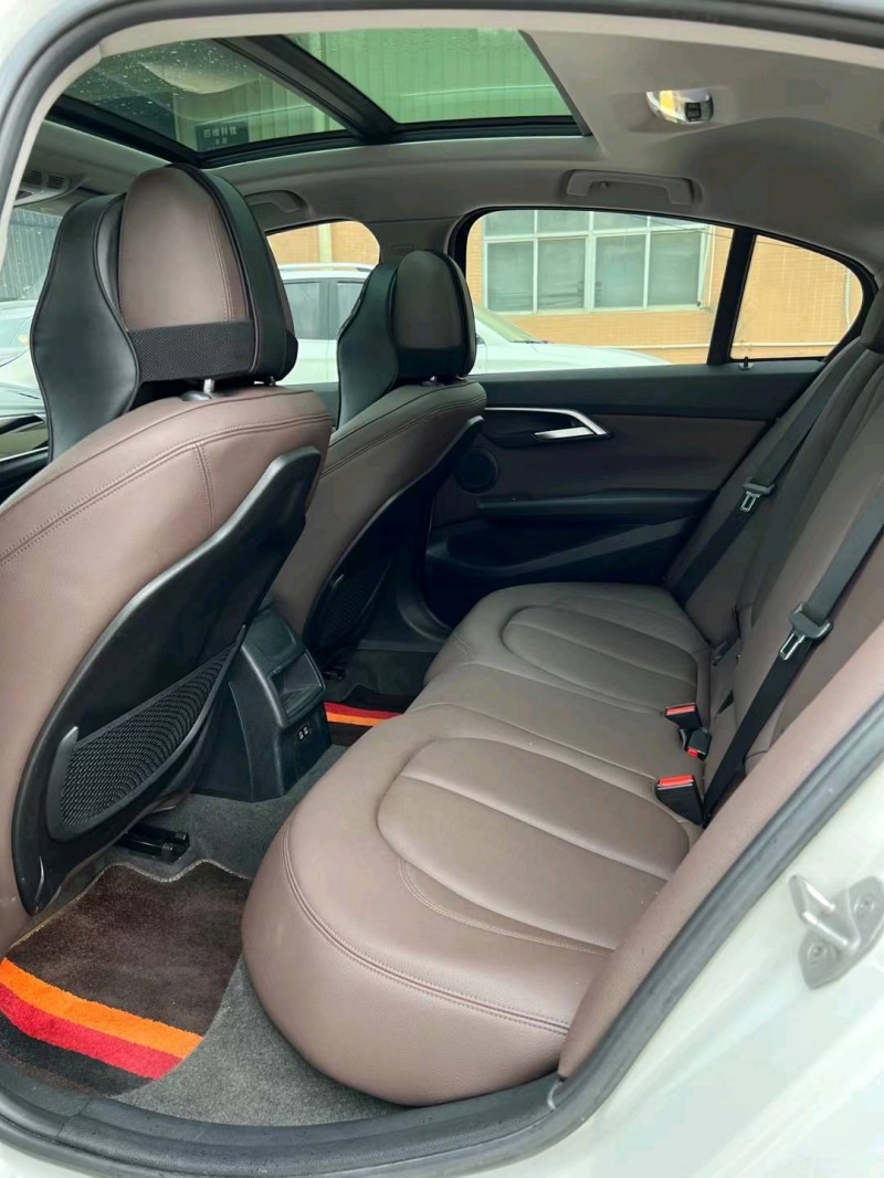 东莞20年宝马1系5