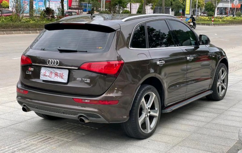 北京13年奥迪Q55