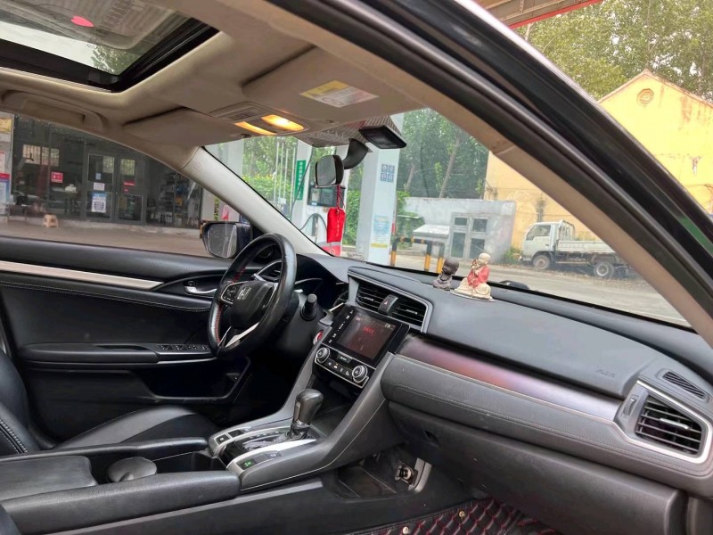 北京19年本田思域5