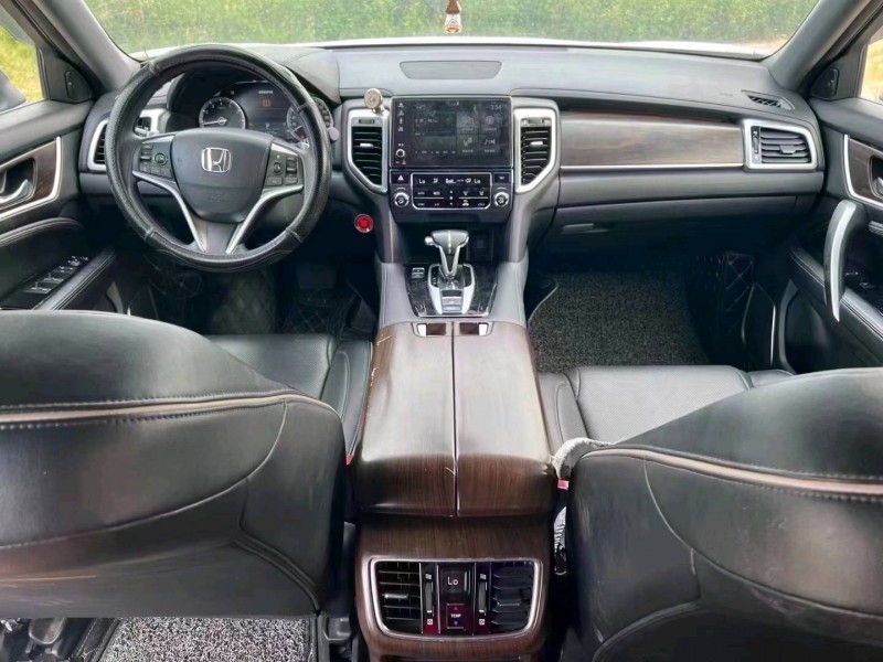 中山17年本田URV9