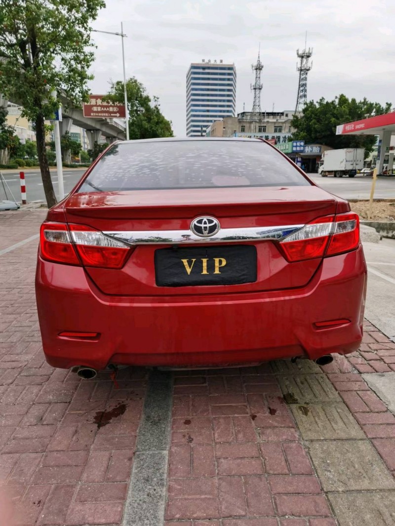 东莞13年丰田凯美瑞9