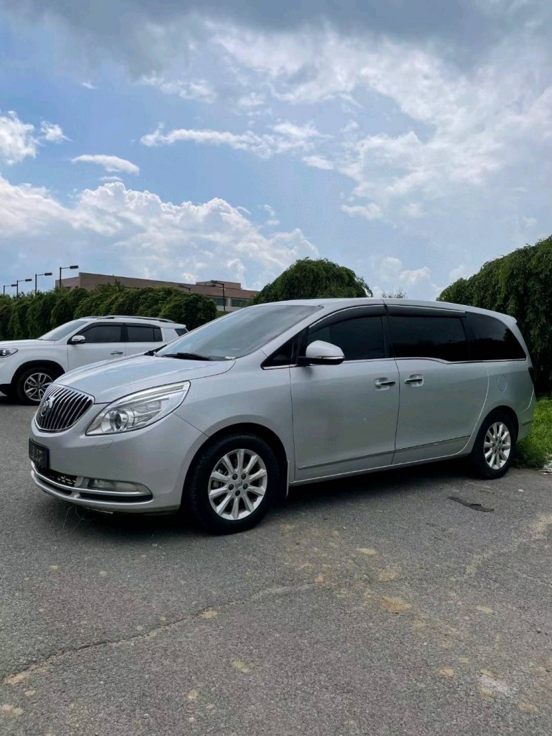 沈阳12年别克GL82