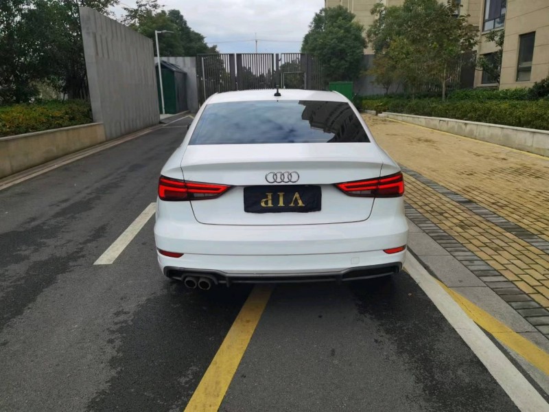 苏州19年奥迪A39