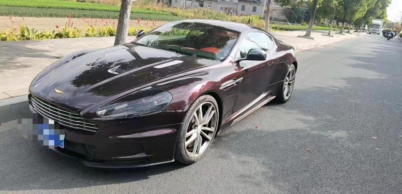 嘉興14年阿斯頓·馬丁Rapide2