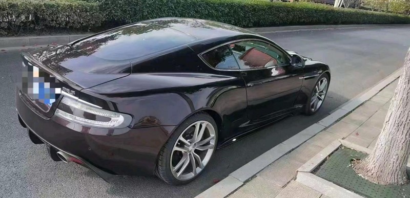 嘉興14年阿斯頓·馬丁Rapide7