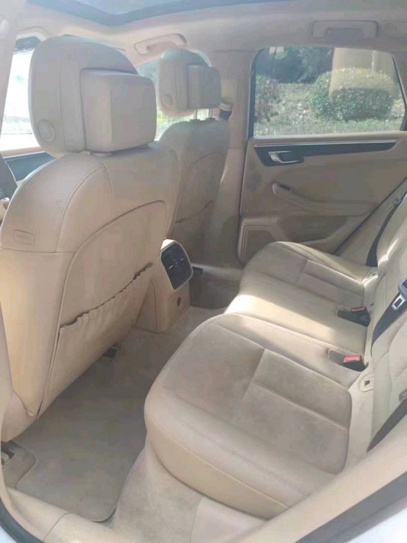 东营16年保时捷Macan6