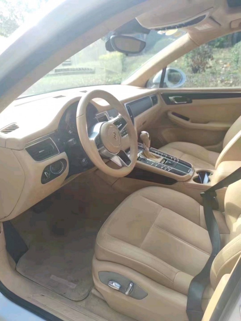 东营16年保时捷Macan8