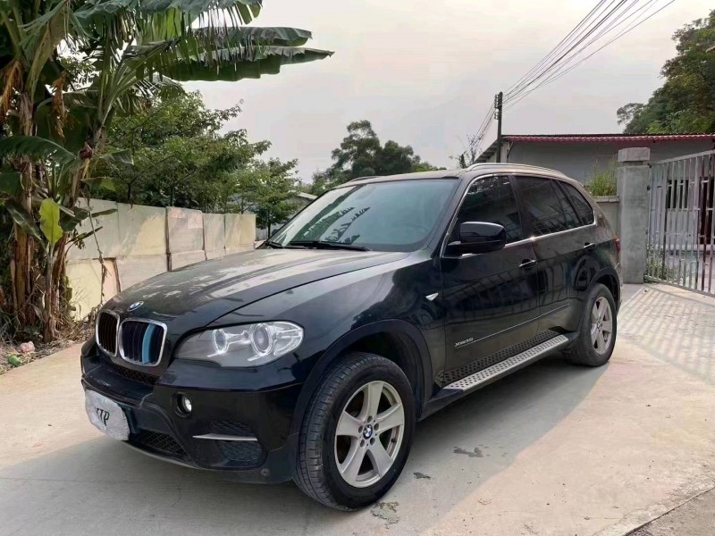 中山13年宝马X52
