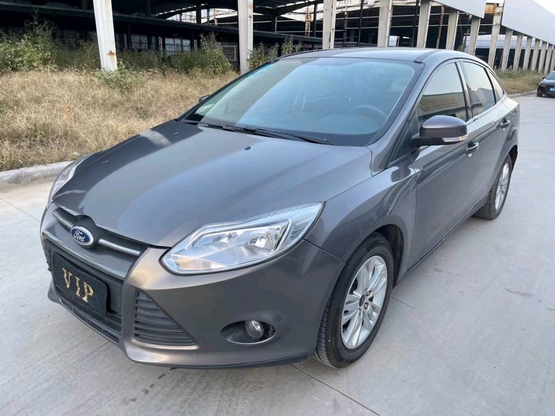 济宁15年福特福克斯8