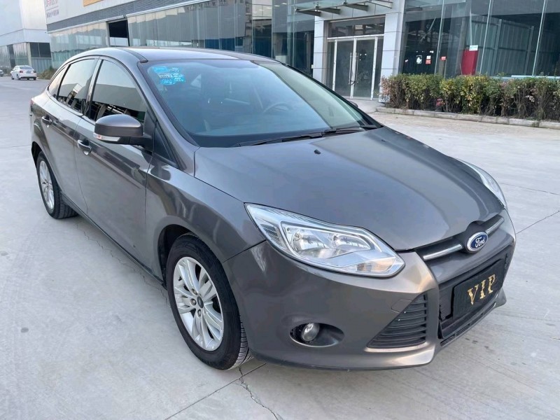 济宁15年福特福克斯7