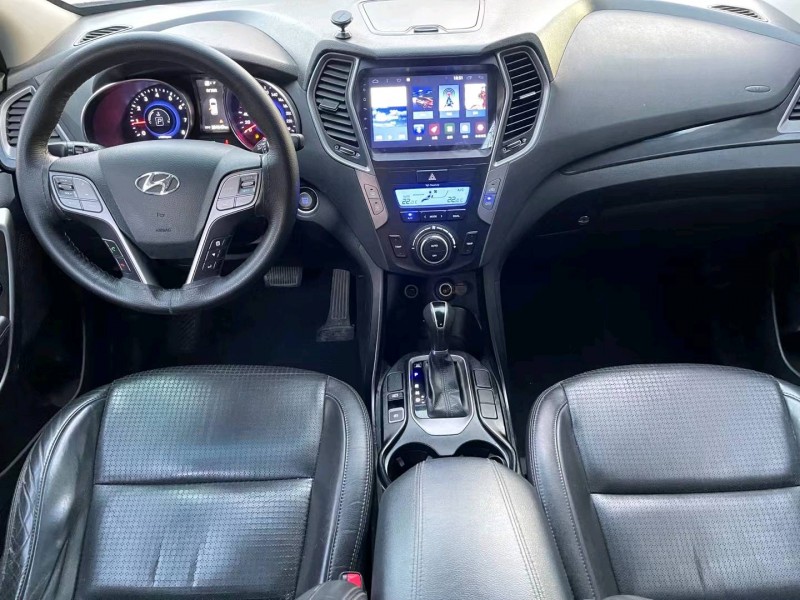 济宁13年现代全新胜达5