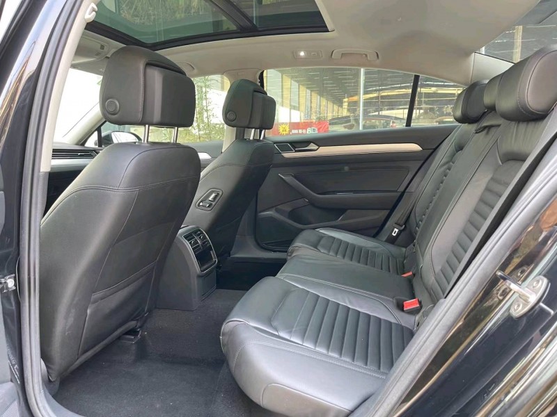 济宁19年大众迈腾4