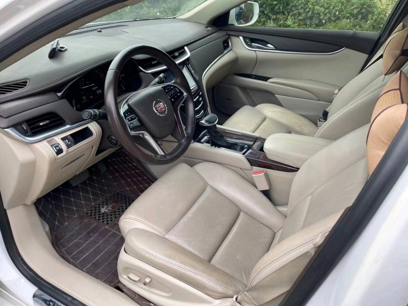 济宁13年凯迪拉克XTS6