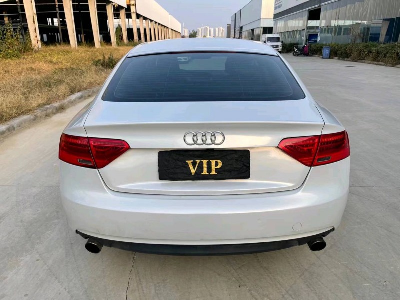 济宁12年奥迪A59