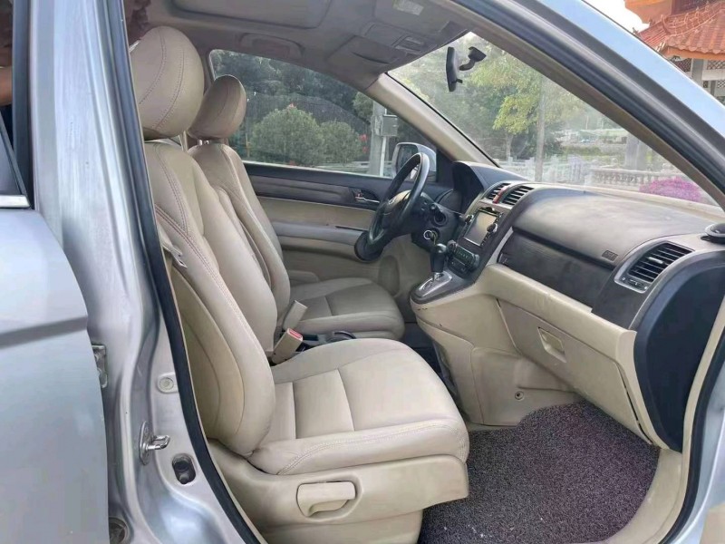 珠海10年本田CRV7