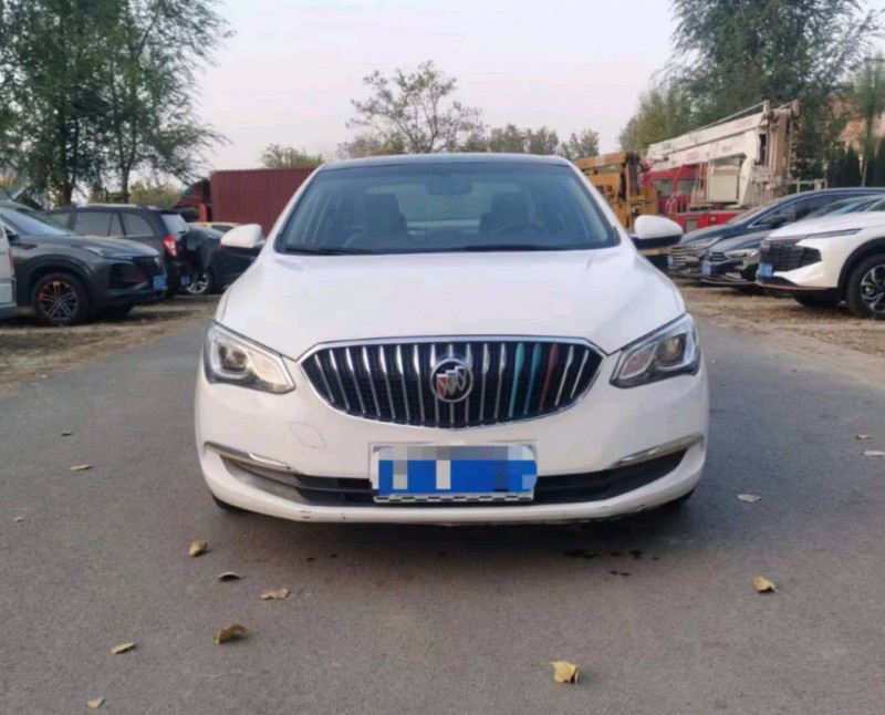 济南17年别克英朗1